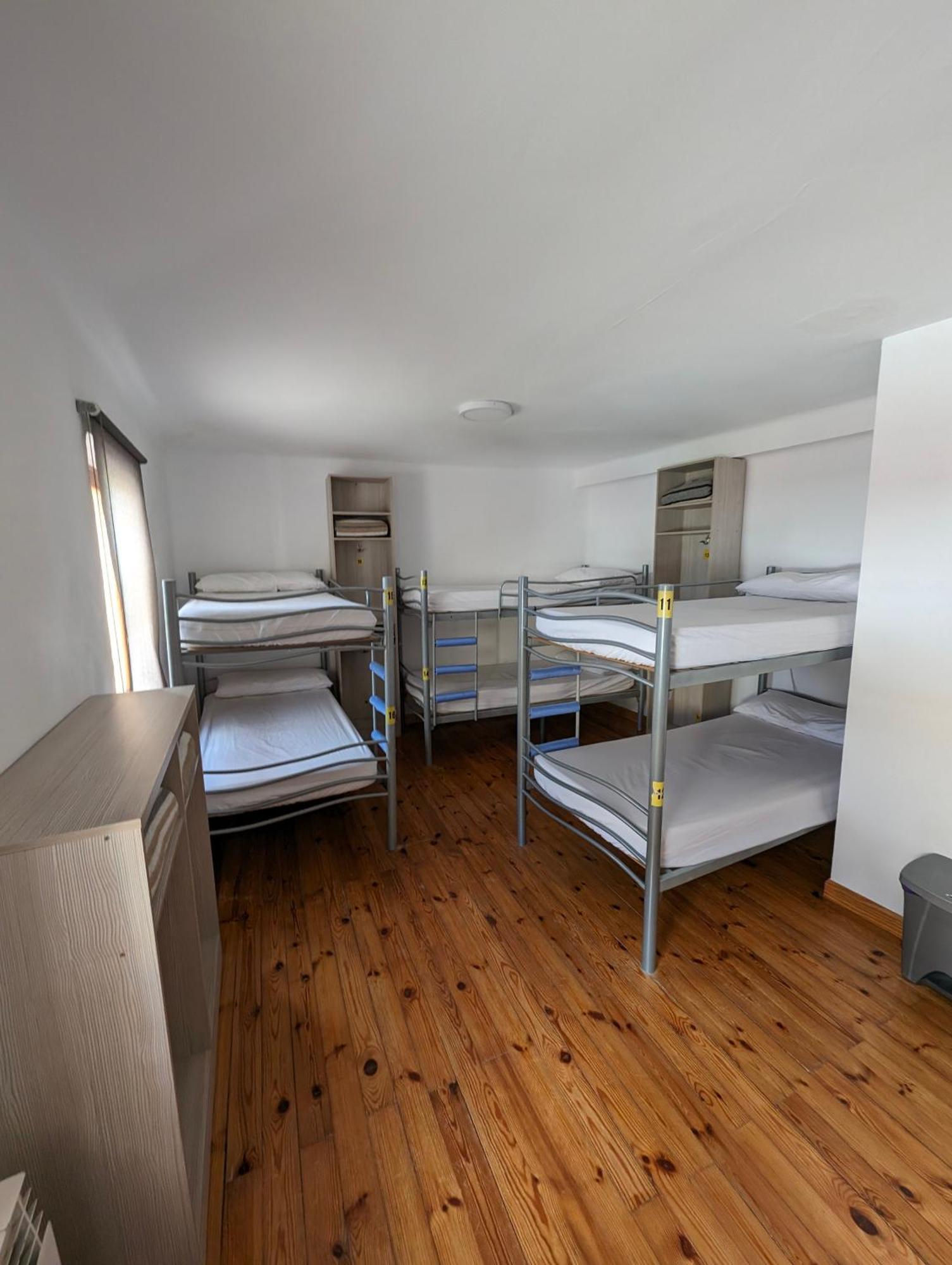 Albergue El Alfar/Pilgrim Hostel Hornillos del Camino Eksteriør bilde