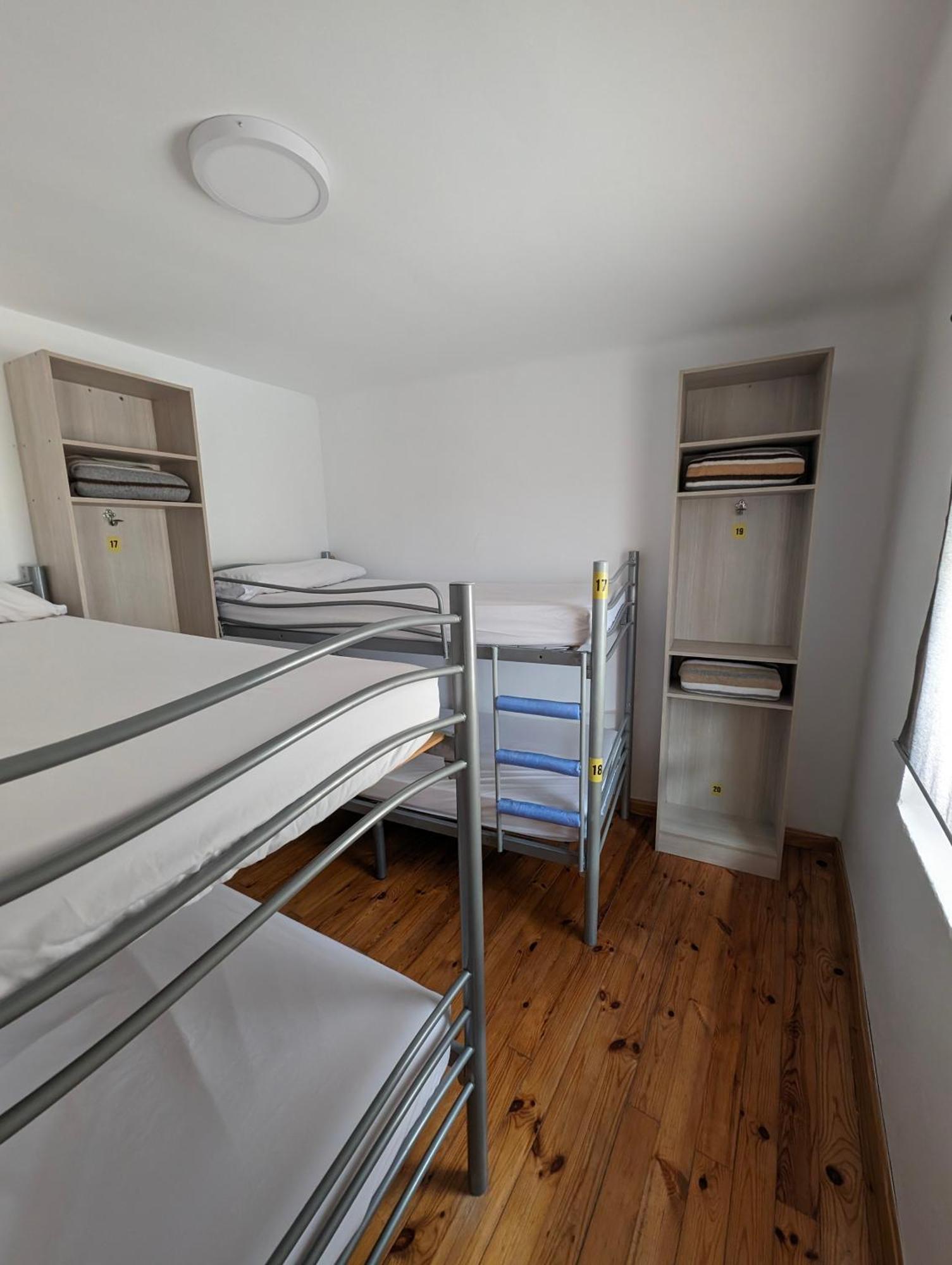 Albergue El Alfar/Pilgrim Hostel Hornillos del Camino Eksteriør bilde